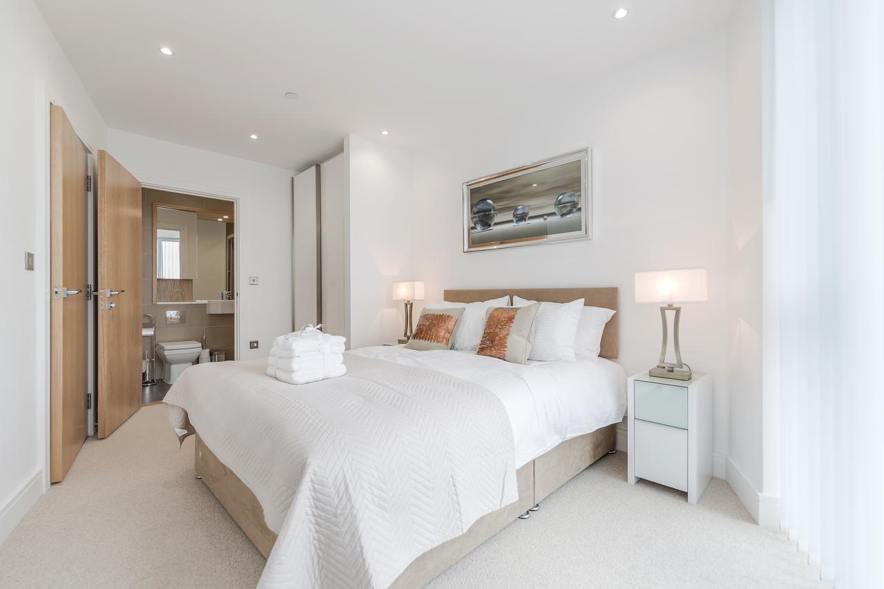 Luxury Stratford Apartment Лондон Екстер'єр фото